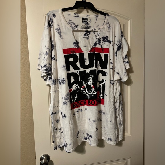 Torrid Choker Tee - Run DMC White Wash - Picture 7 of 10